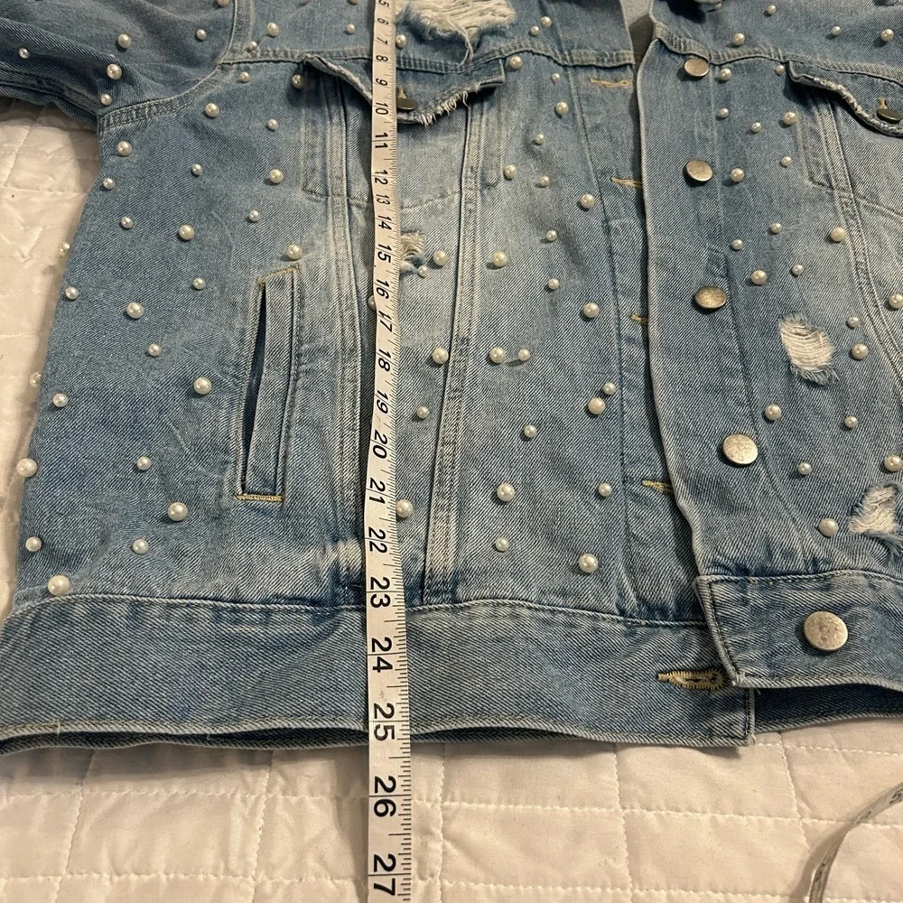 Free People Sunday Funday Pearl Studded Denim Jacket Womens Size M Distressed - Picture 7 of 11